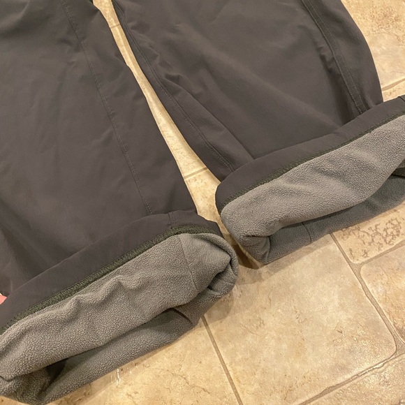 Mountain Hardwear Yumalino Fleece Lined Outdoor Pants Men’s Sz 36 X 32 Gray EUC - Picture 9 of 12
